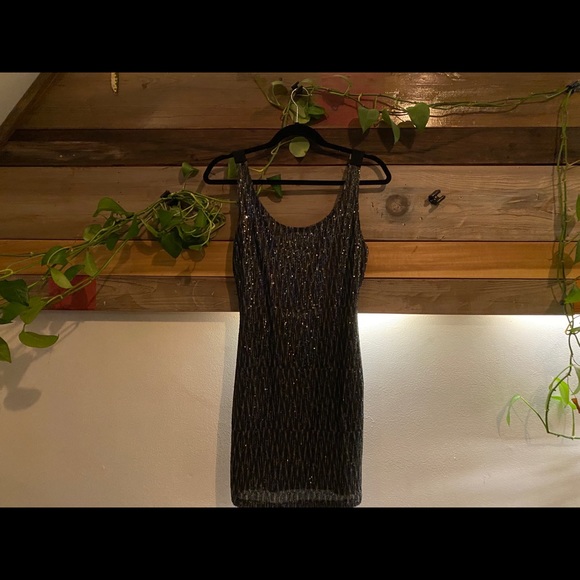 Soprano Dresses & Skirts - SOPRANO Shimmering Fitted Mini Dress!